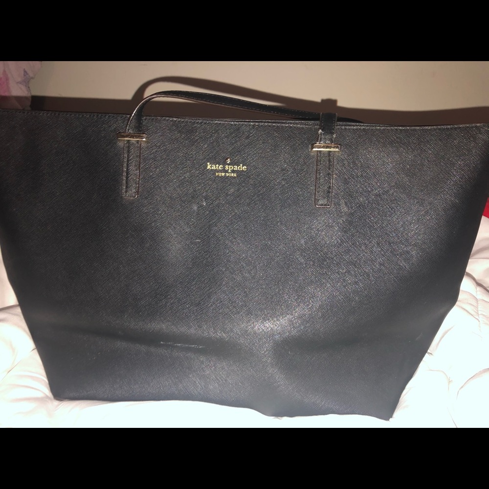 Black Kate spade purse
